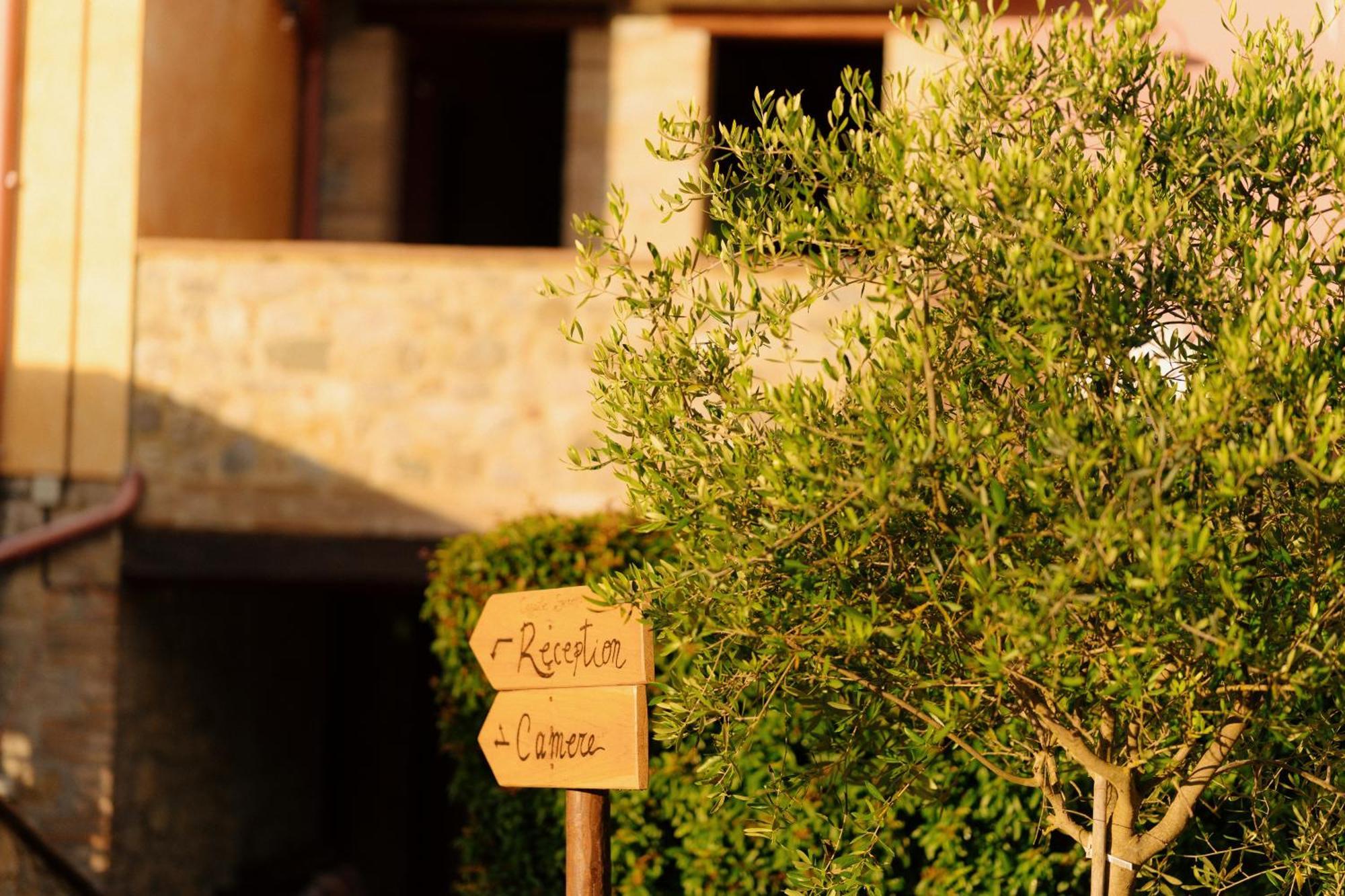 Casale Serena فابرو المظهر الخارجي الصورة